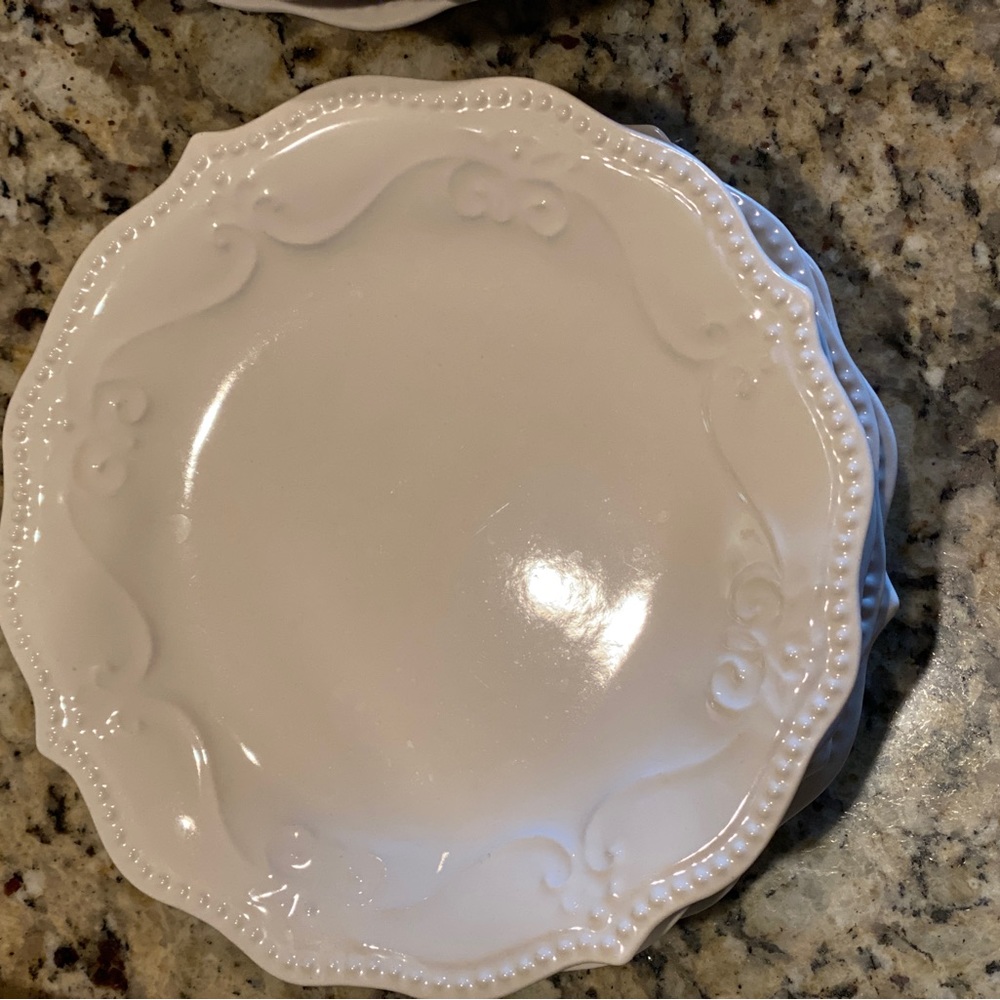8 piece set The Pioneer Woman Paige Salad Plates and Soup Bowls- Linen